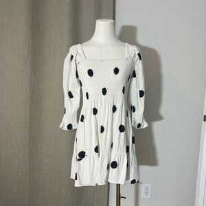Women’s Babydoll Puff Sleeve Petal And Pup White/Black  Dot ‎ Mini Dress Size 6